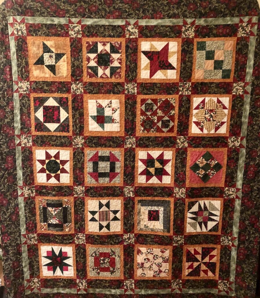 JEANNE WHITLOW SHARES CHRISTMAS QUILTS
