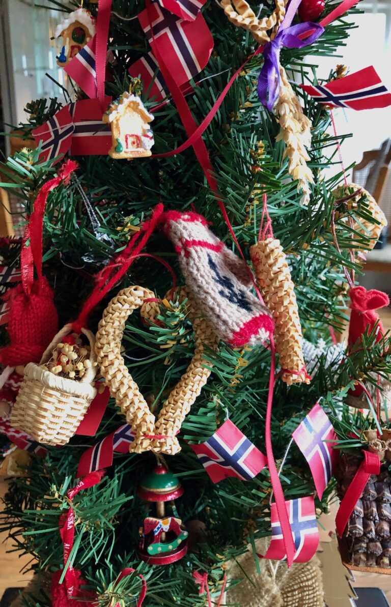 OUR CHRISTMAS TRADITIONS FROM NORWAY - PHOTOS BY LORELIE OLSON, KARL OLSON, & TONI OLSON - TEXT 